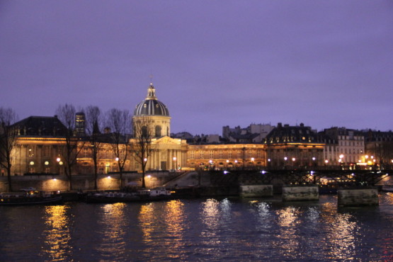夜の散歩inパリ