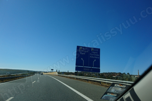 ポルトガルの高速道路を使う方法！無料から有料に変わったETC的システム